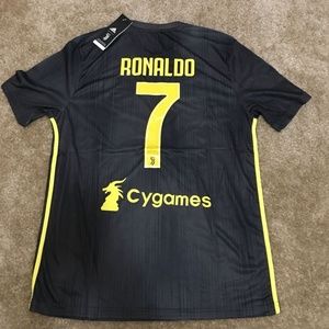 ronaldo third jersey juventus